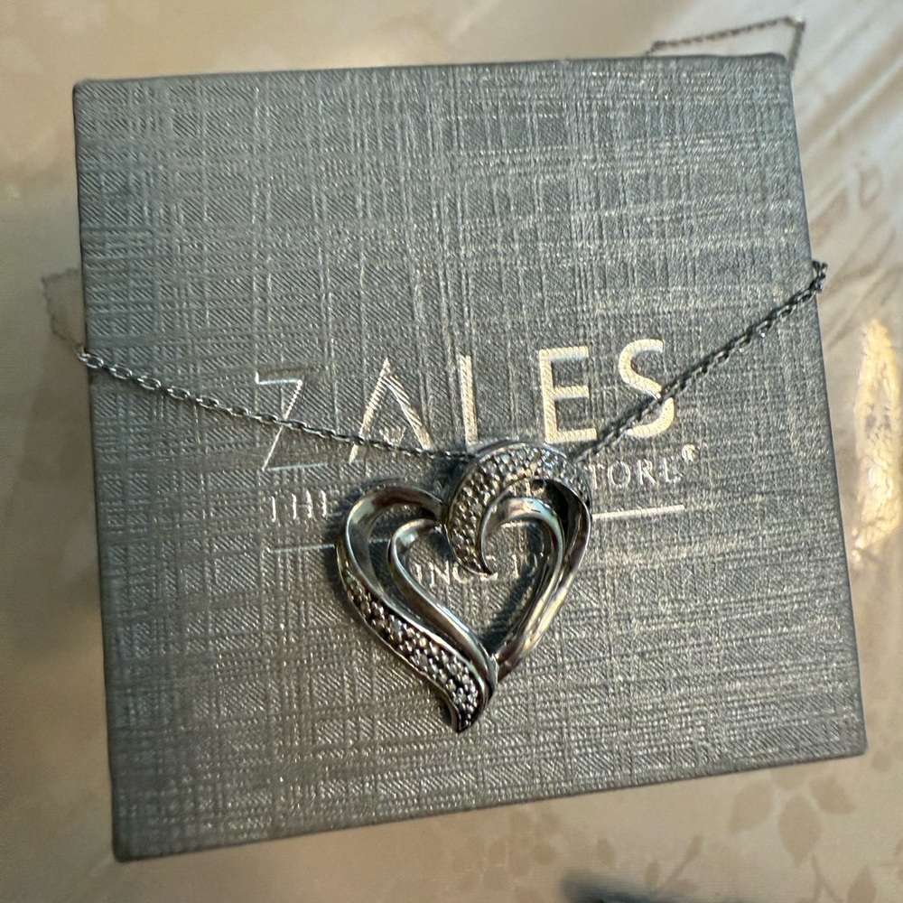 💕Zales Necklace Diamond Accent Tilted Double Heart 💕Pendant in Sterling Silver